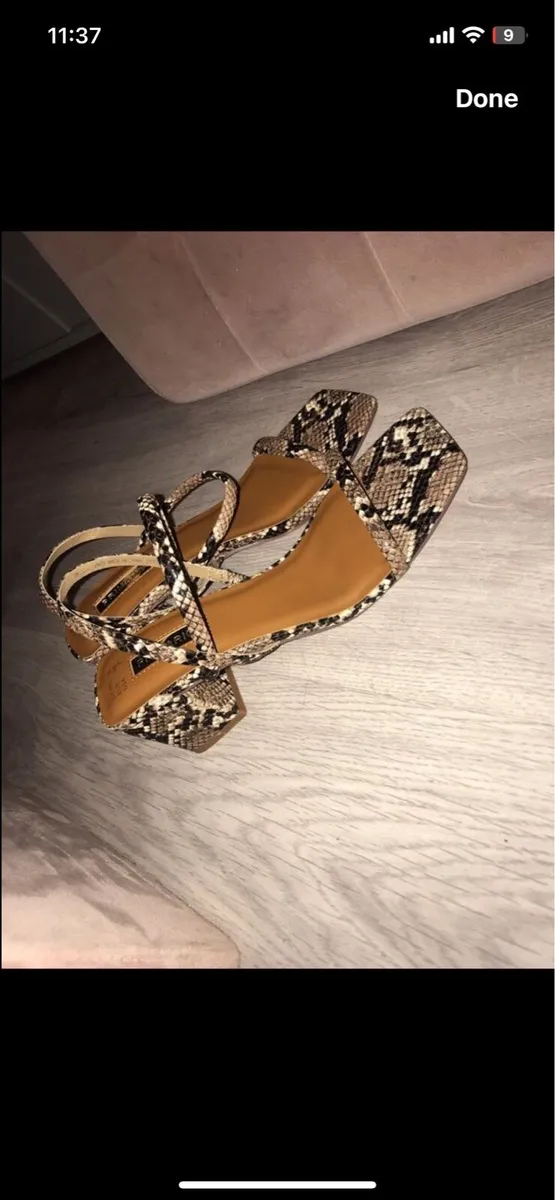 High heels - Image 1