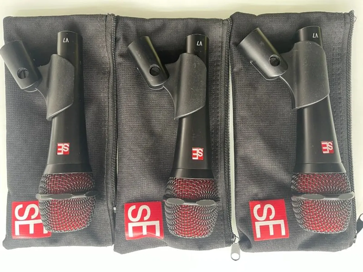 Microphone bundle for sale - Image 1