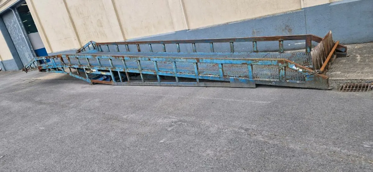 Container loading ramp - Image 4