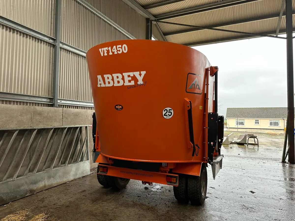 Abbey tub feeder - Image 2