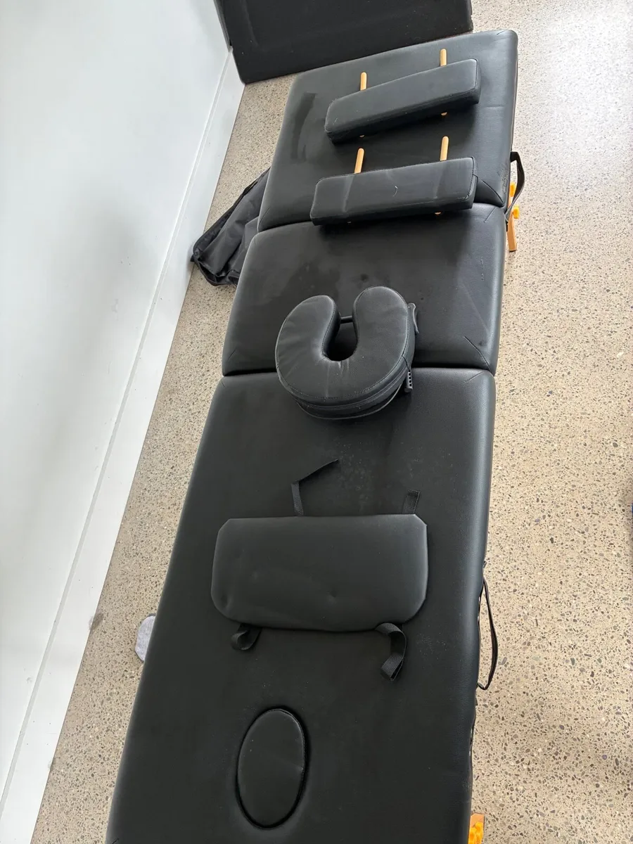 Physio table - Image 1