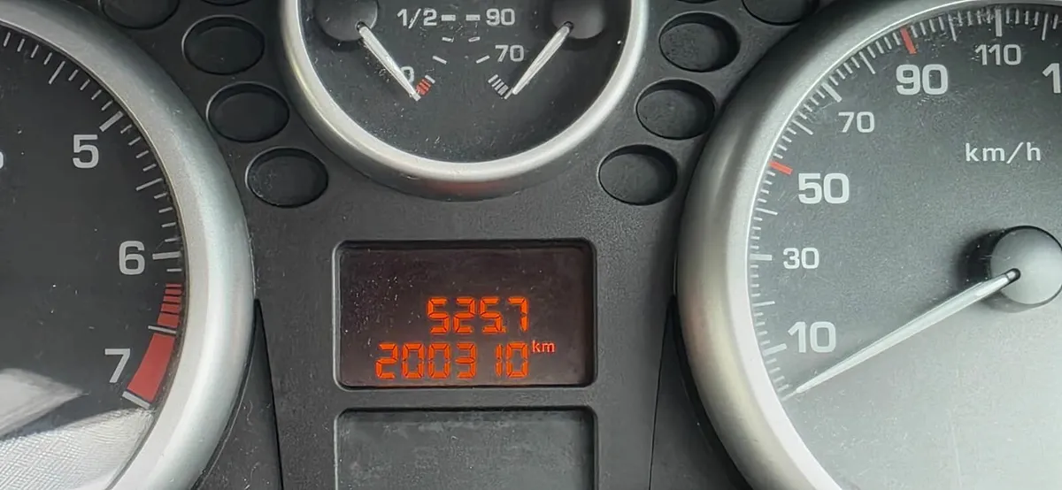 Peugeot 207 2007 - Image 2