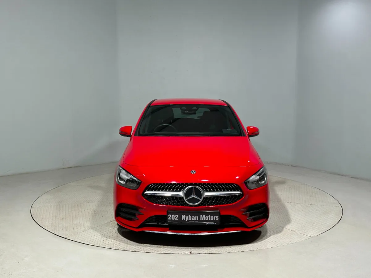 Mercedes-Benz B-Class B180 AMG Line Executive - Image 2