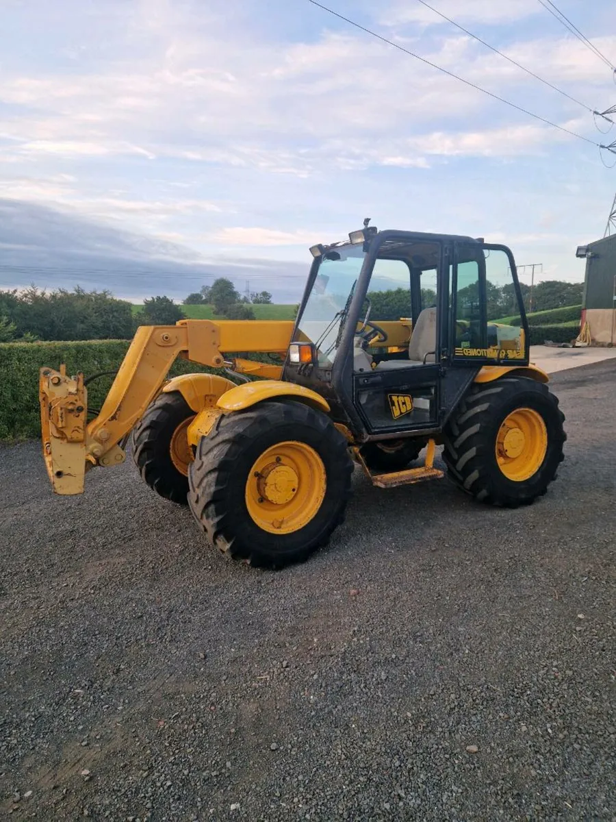 JCB 526S - Image 1