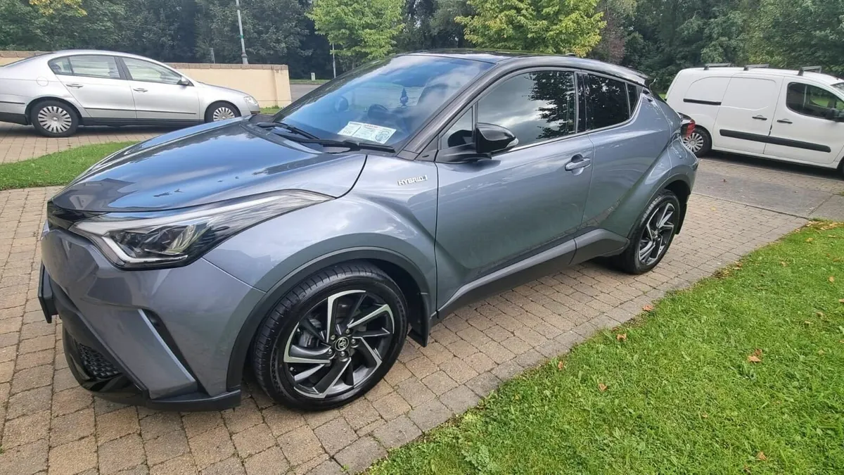 Toyota C-HR Luna Sport - Petrol Hybrid 1.8 - 2020 - Image 3
