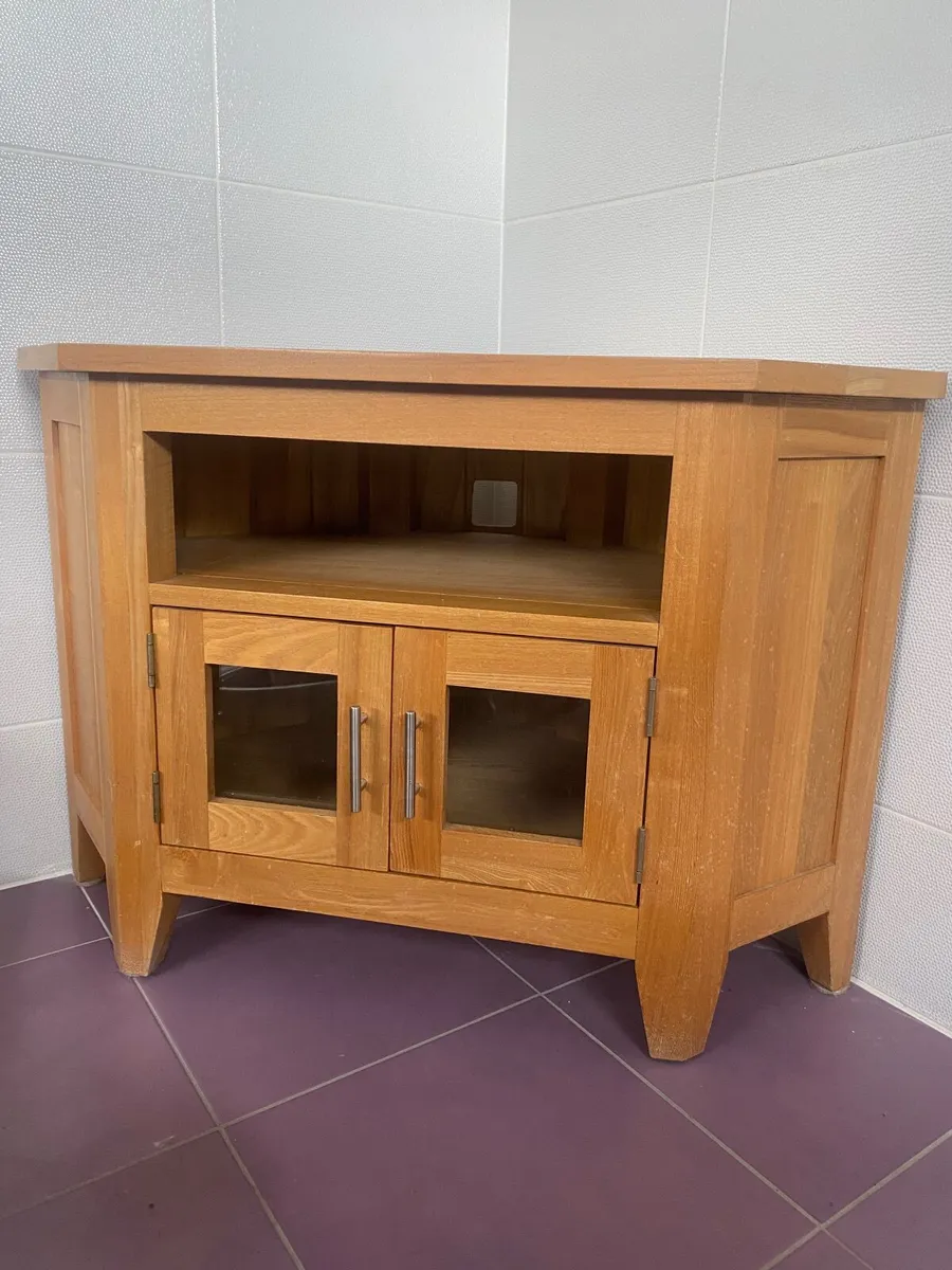 TV Corner Unit - Solid Oak - Image 1