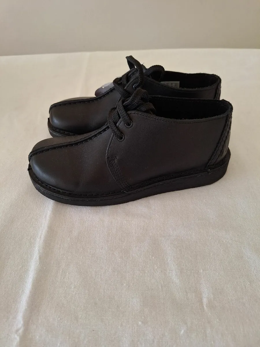 Kids shoes - Image 2
