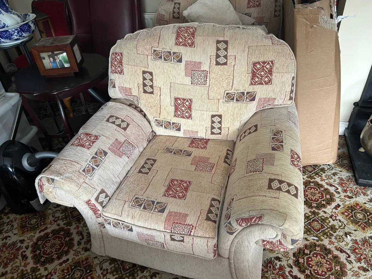 Couch - Image 4