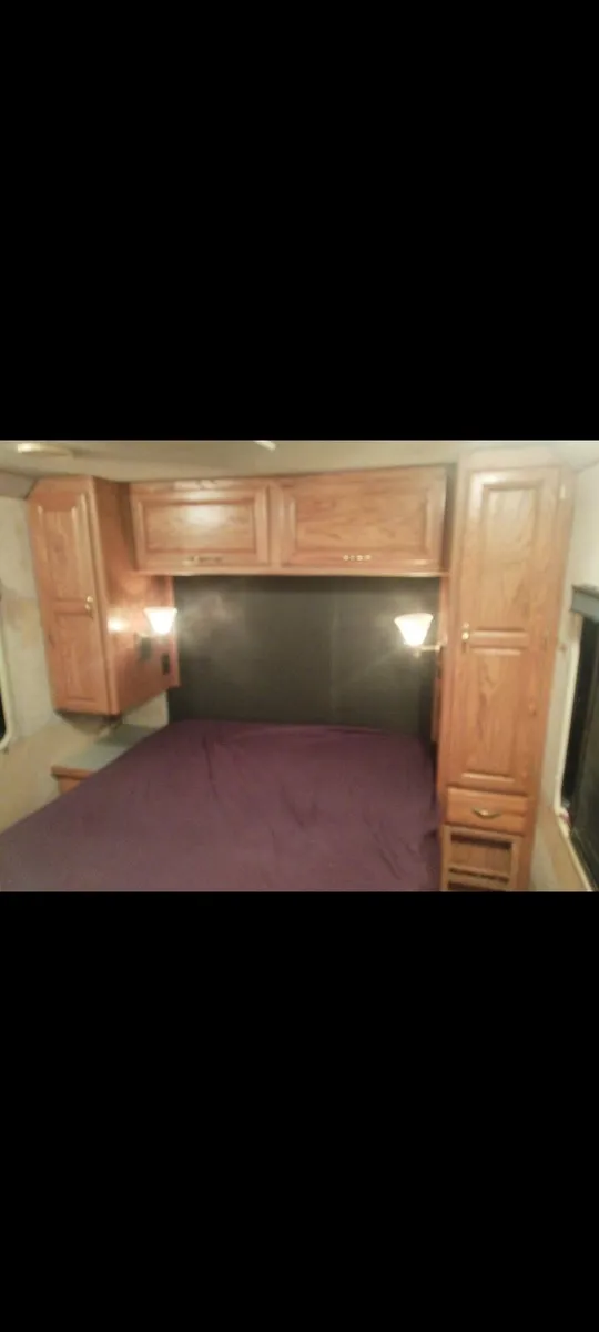 Gulfstream motorhome - Image 3