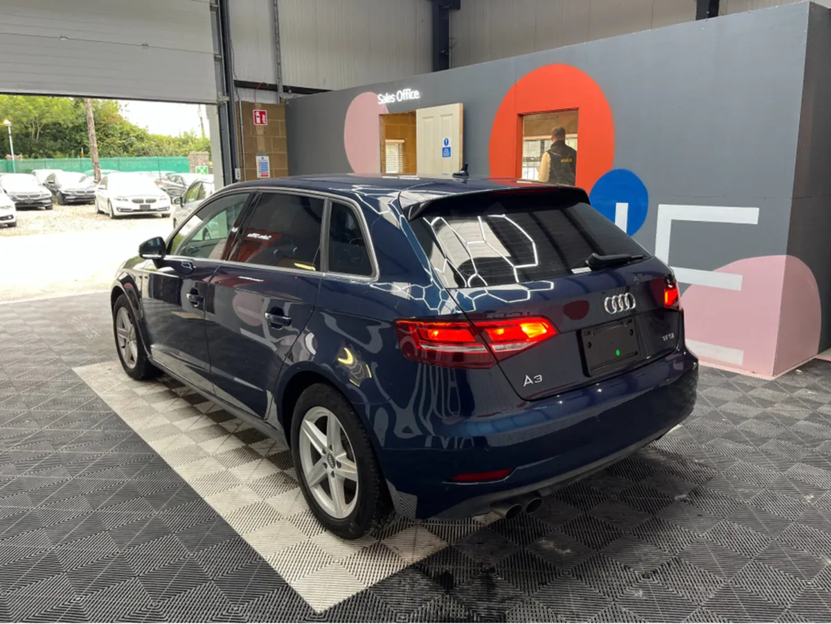 Audi A3 1.4 TFSI / 24k KMs / REVERSE CAMERA , ADAP - Image 4