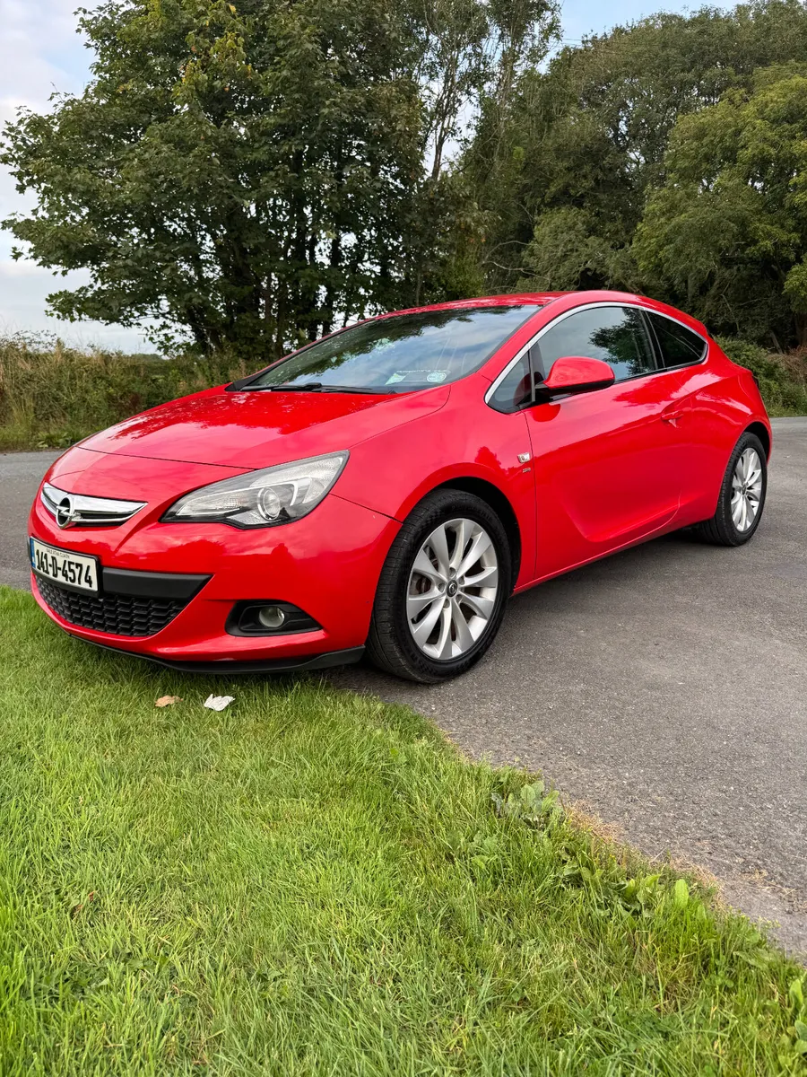 141 Opel Astra SRI GTC.. Luxury Interior.. Low KMs - Image 1