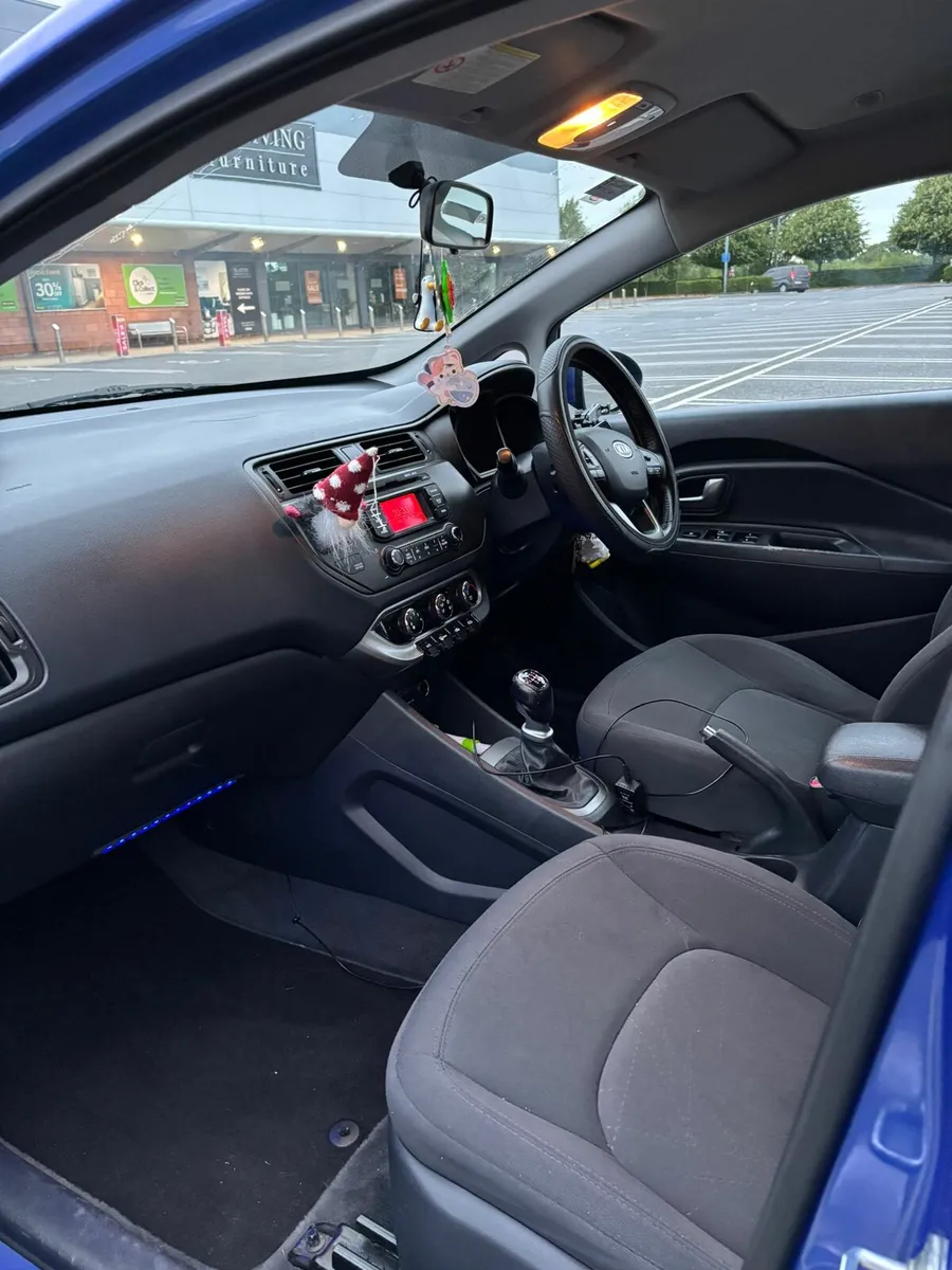 Kia rio - Image 4