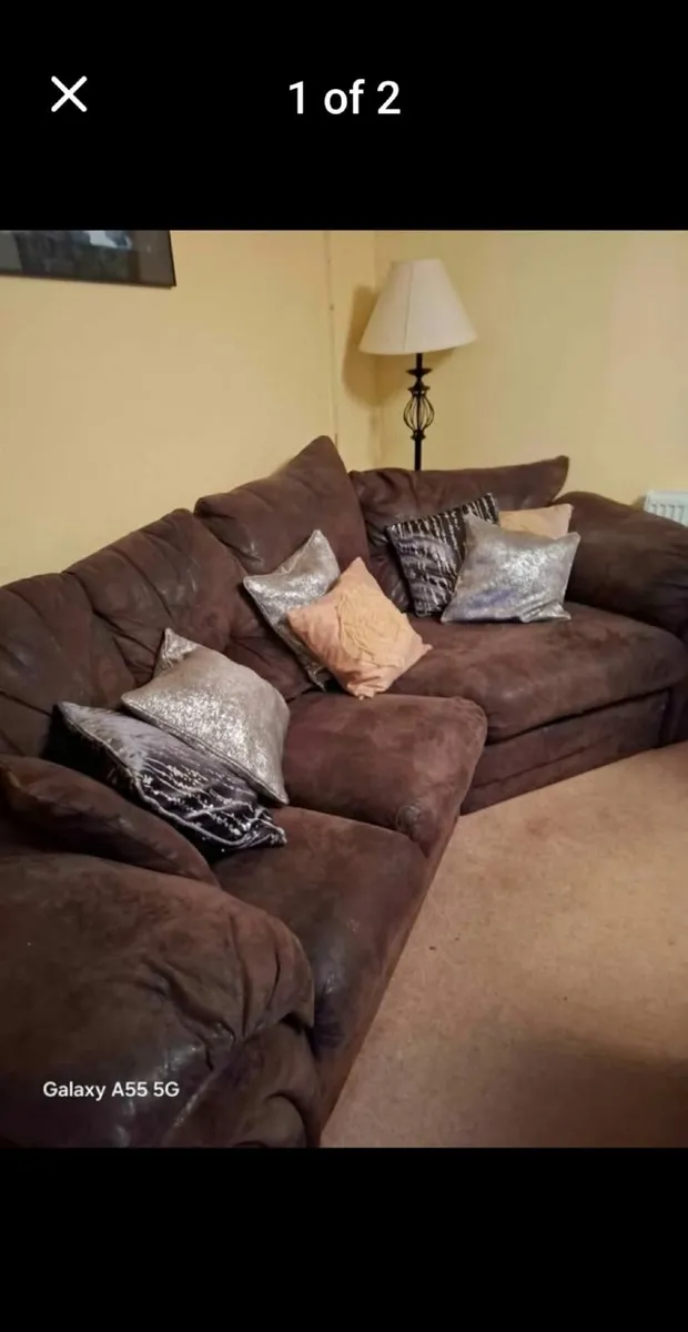 Couch and chair - Image 3