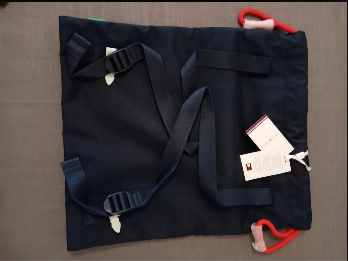 Tommy Hilfiger bag - Image 3