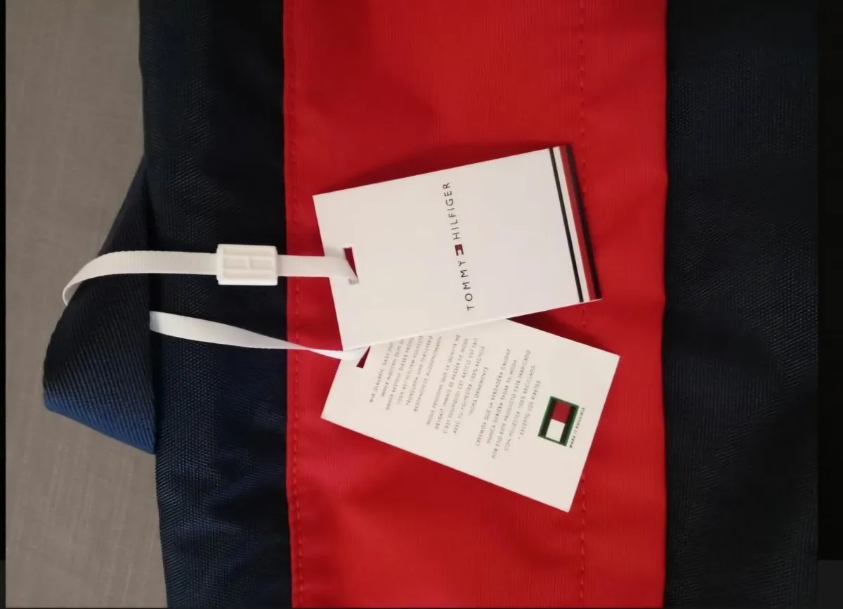 Tommy Hilfiger bag - Image 4