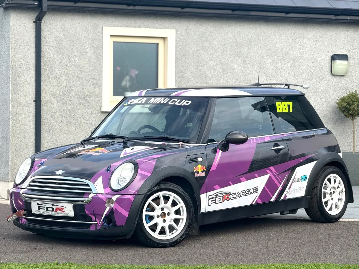 Mini Cooper 2006 - Image 1