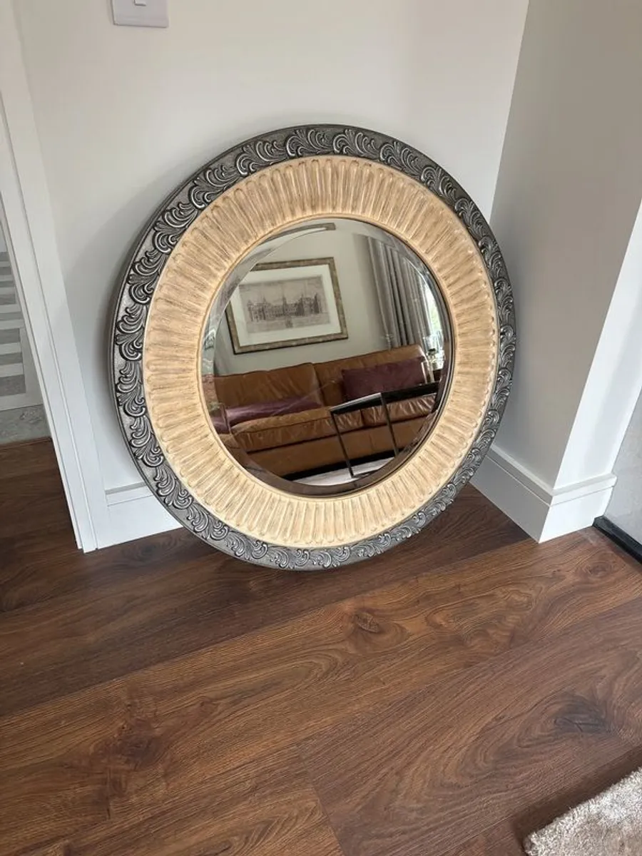 Mirror - Image 1