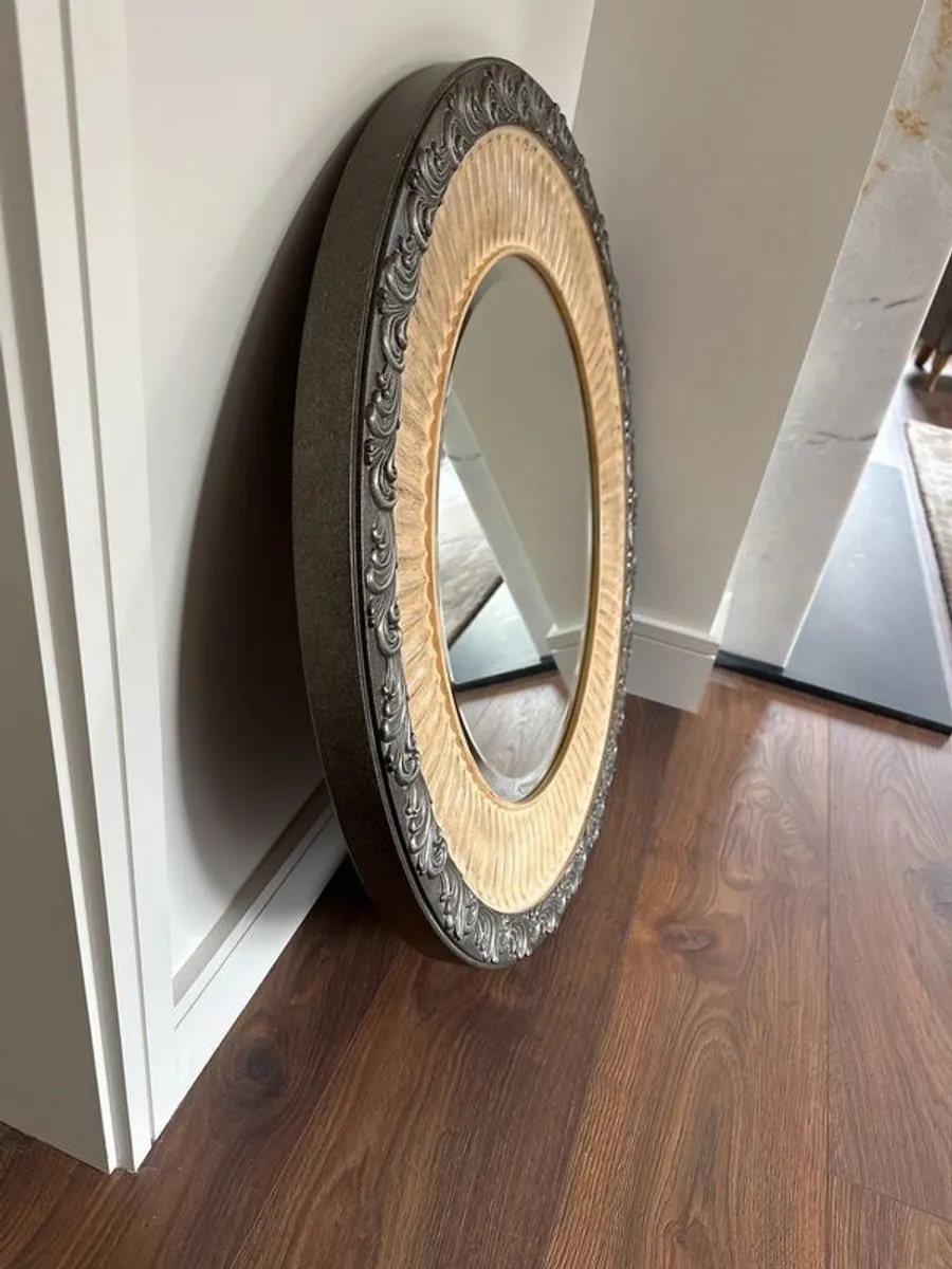 Mirror - Image 2