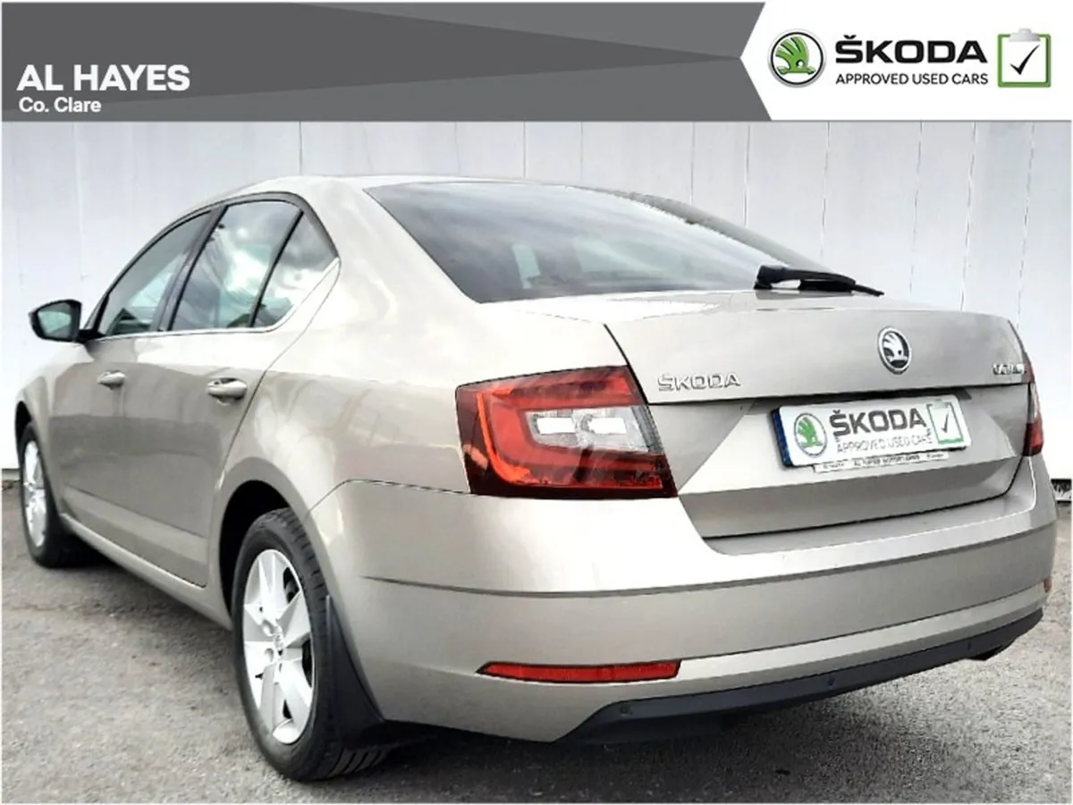Skoda Octavia  tiny Mileage ambition 1.6tdi - Image 3