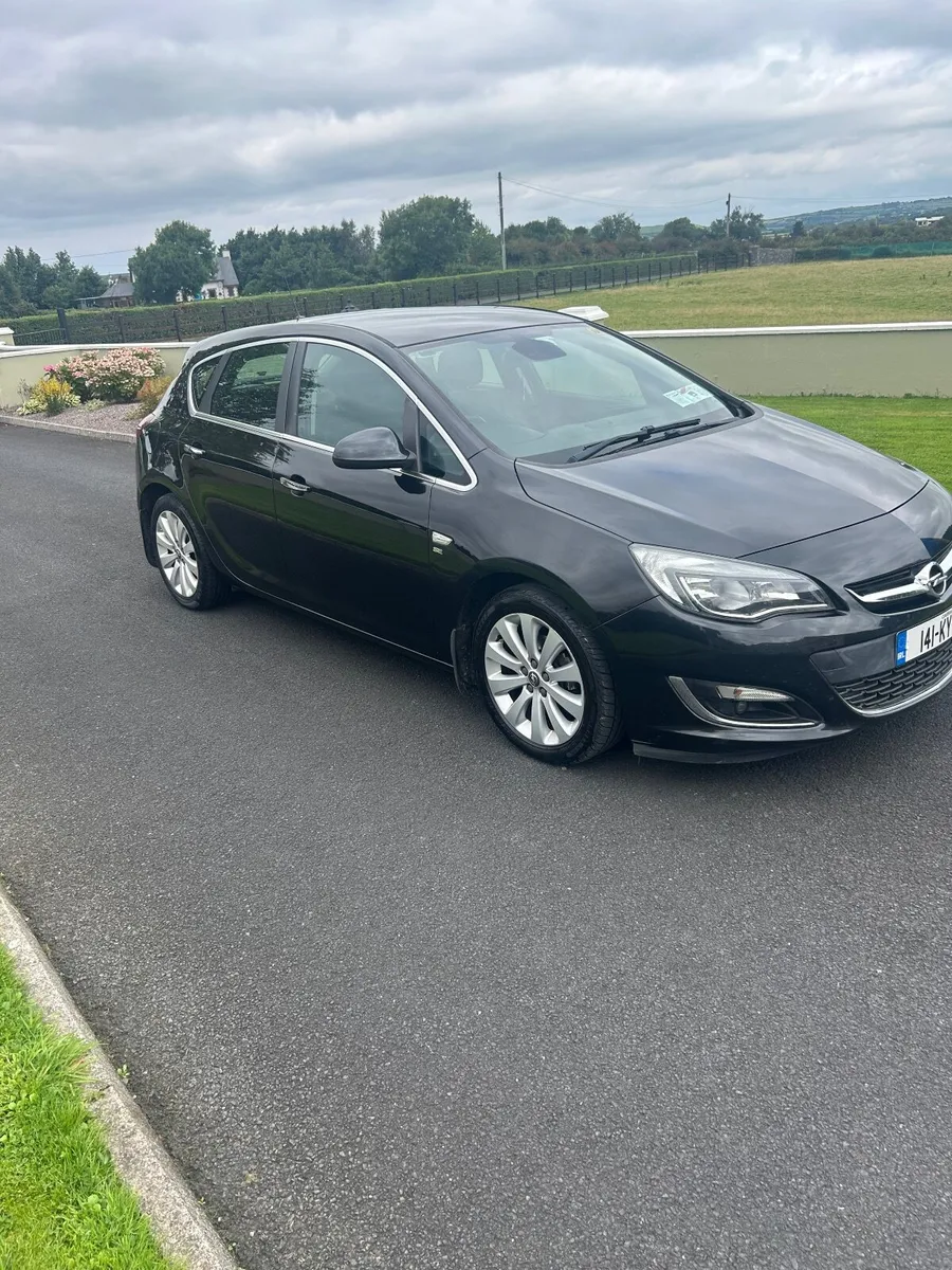 Opel Astra 2014 - Image 3