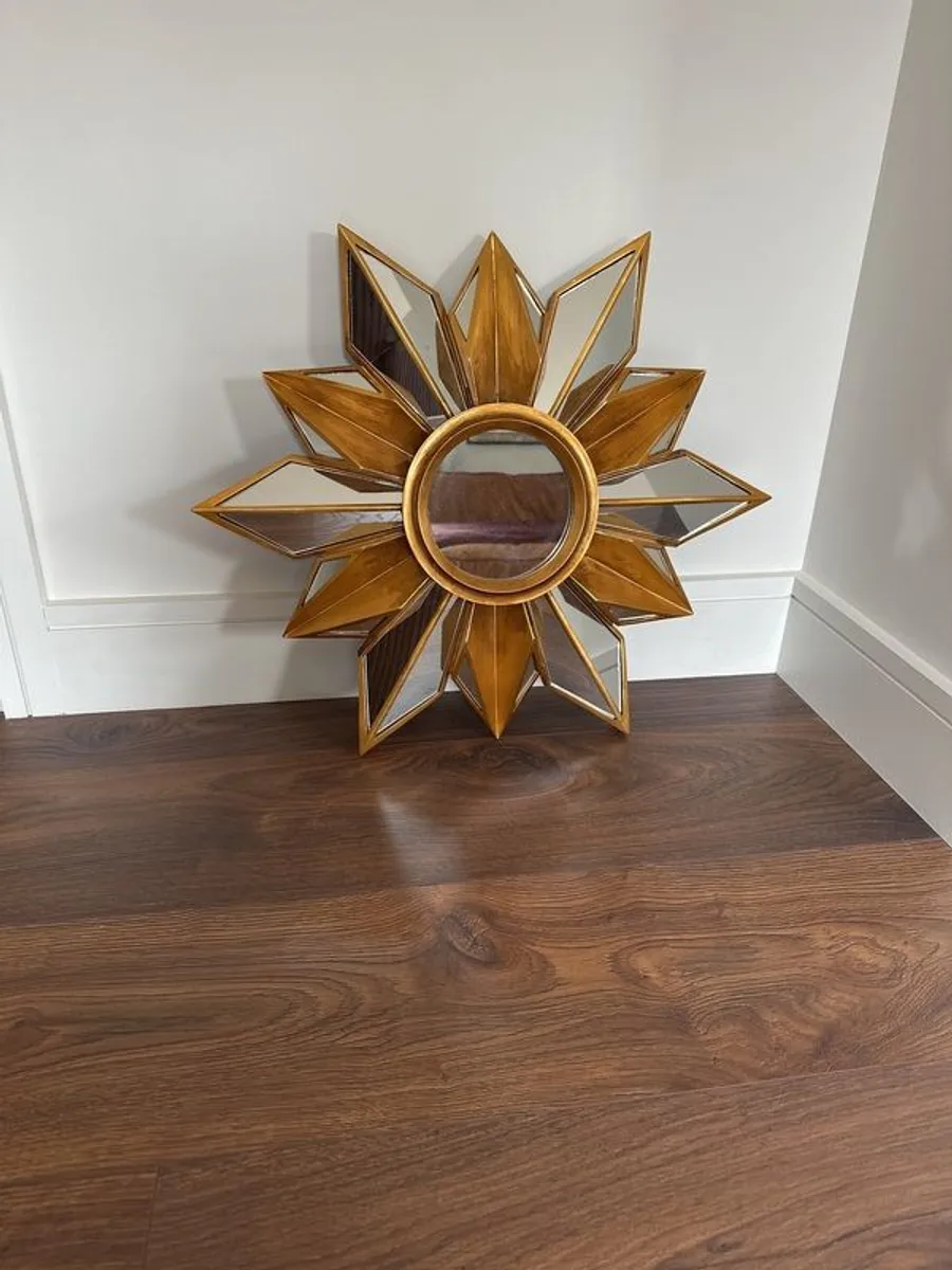 Mirror - Image 1