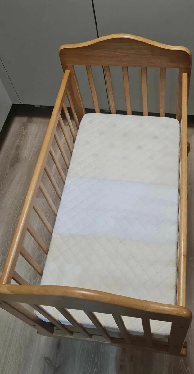 Rocking crib - Image 3