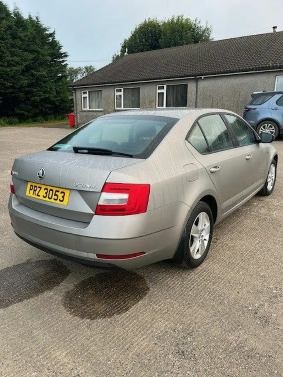 Skoda Octavia 2018 - Image 2