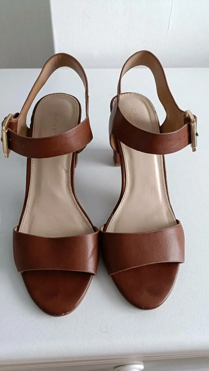 Leather sandals - Image 2