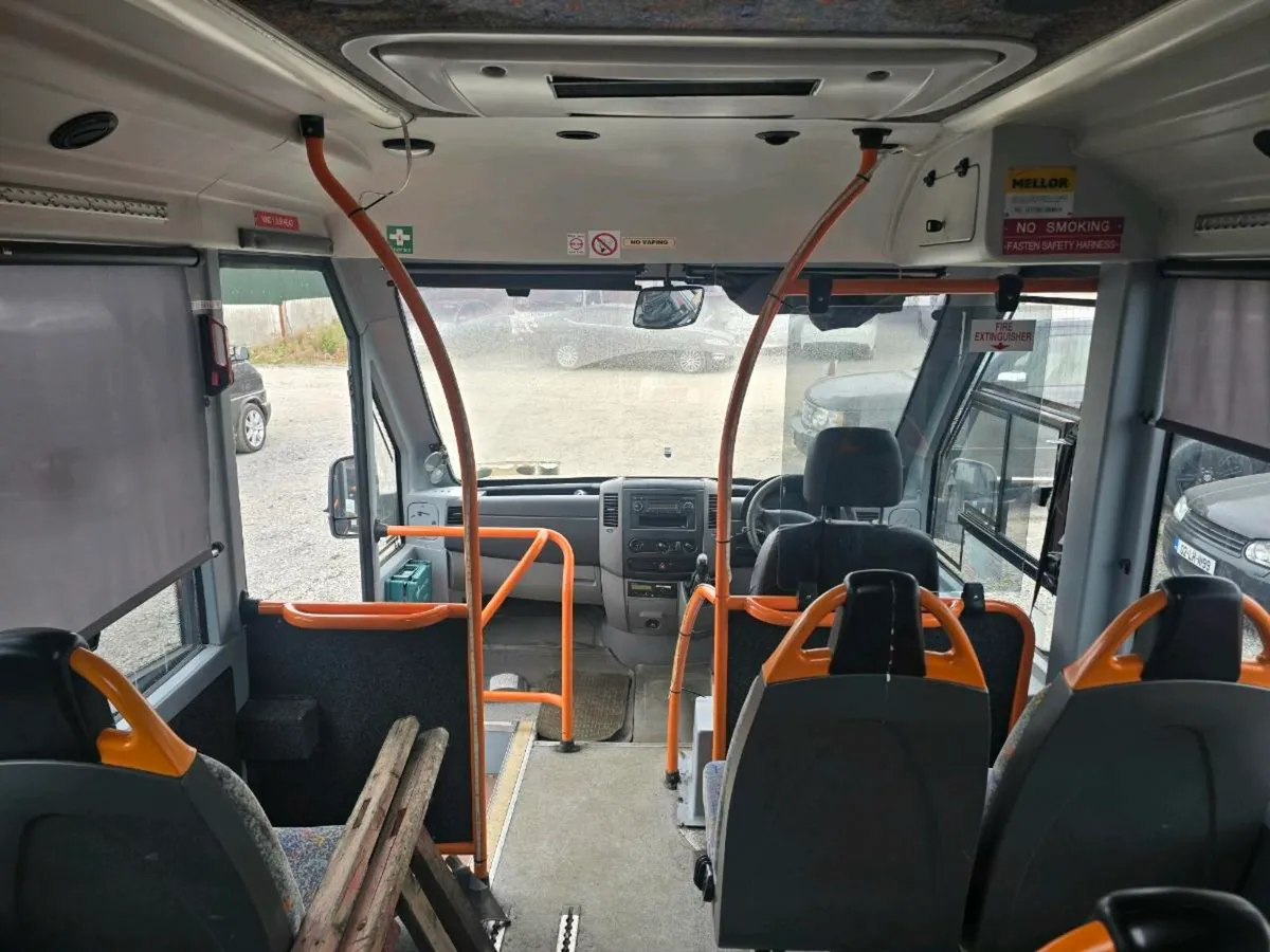 Bus seats & ramp - Image 2