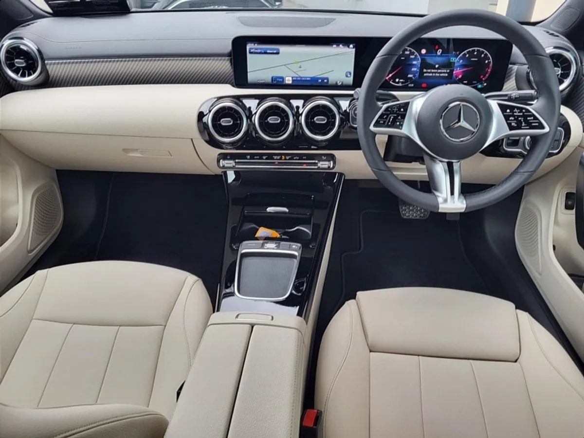 Mercedes-Benz CLA Class Cla180 Coupe Progressive - Image 4