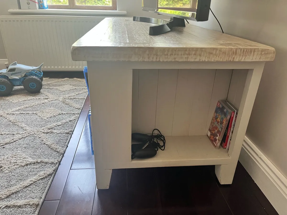 TV unit - Image 3