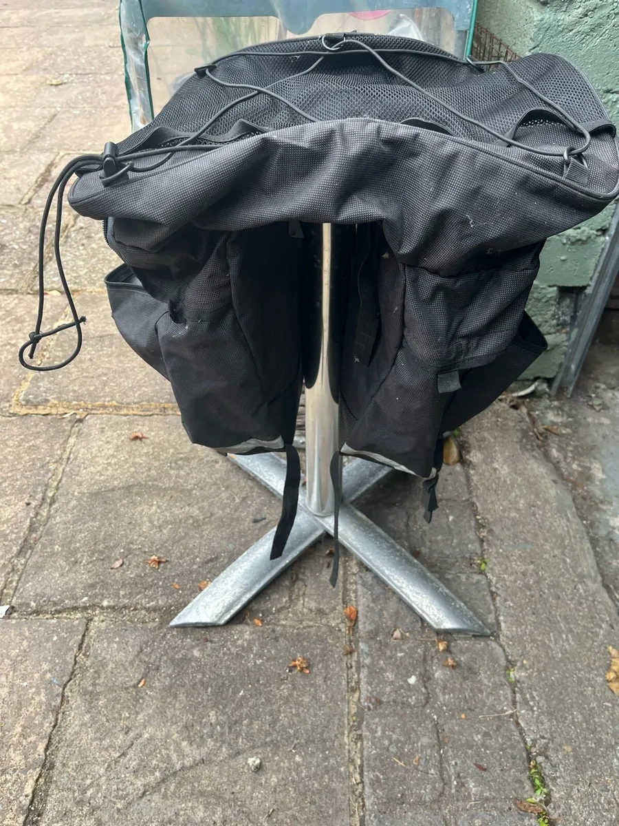 Bicycle pannier bags - Image 2