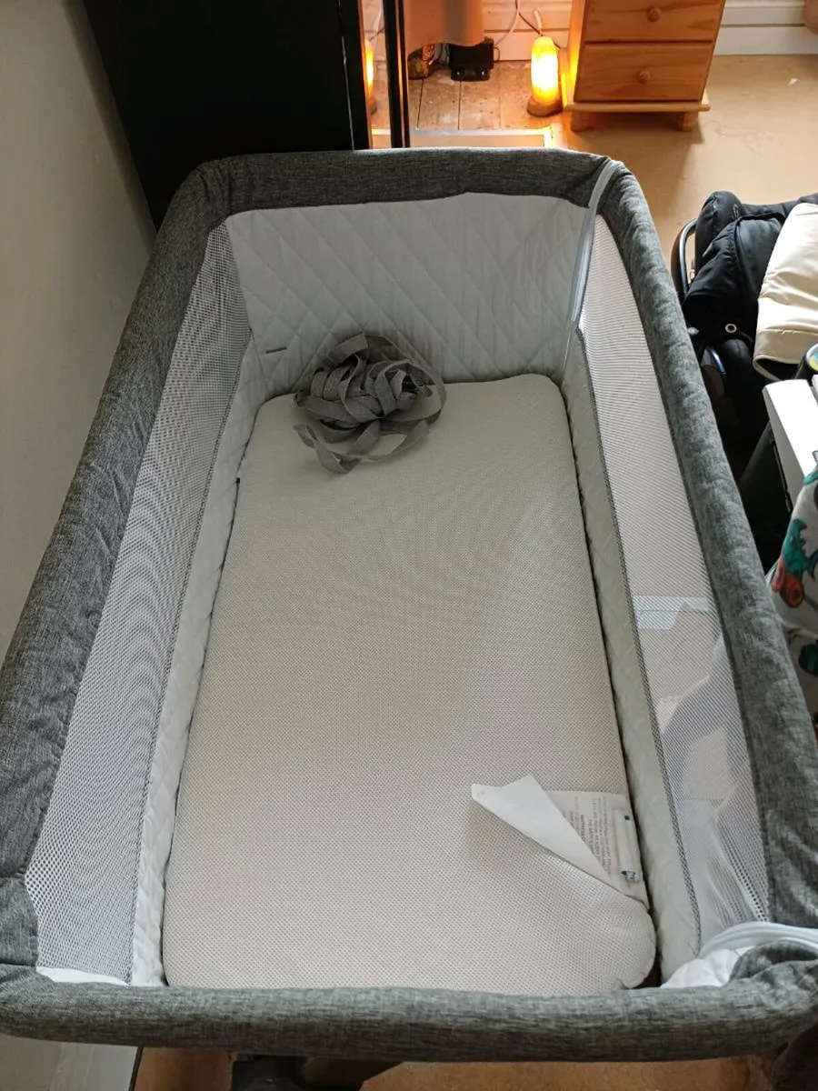 Babylo cot/side sleeper - Image 2