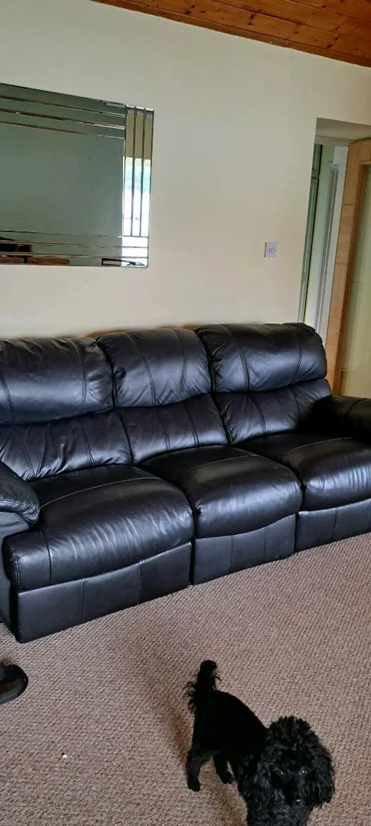 Black leather recliner sofa - Image 1