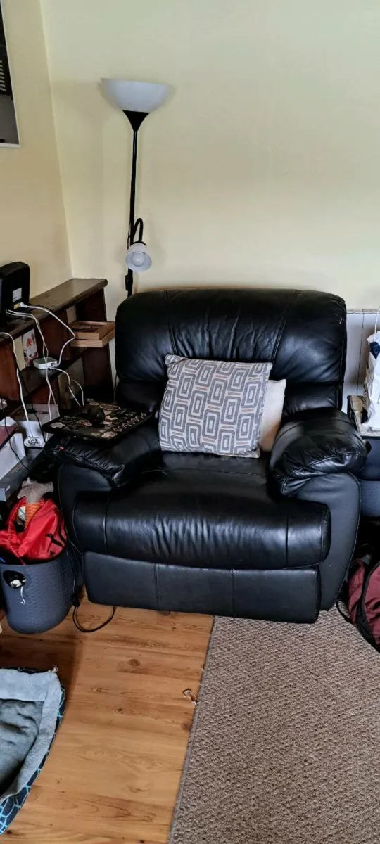 Black leather recliner sofa - Image 2
