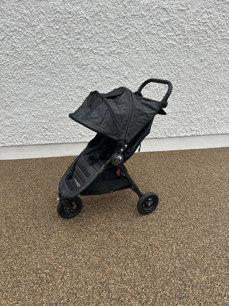 Stroller - Image 2