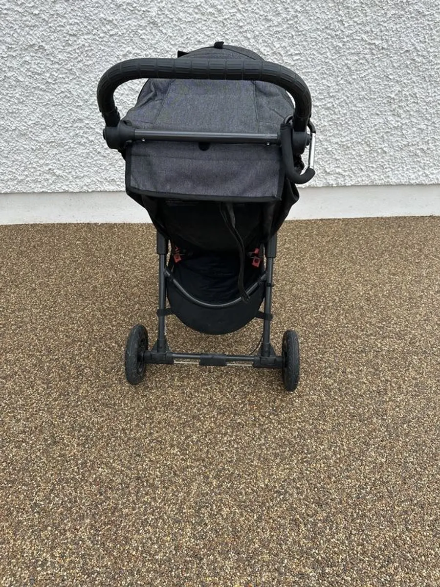 Stroller - Image 4