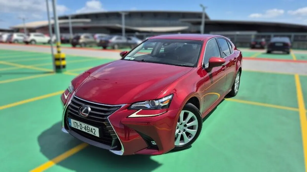 2017 Lexus GS 300h - Image 1