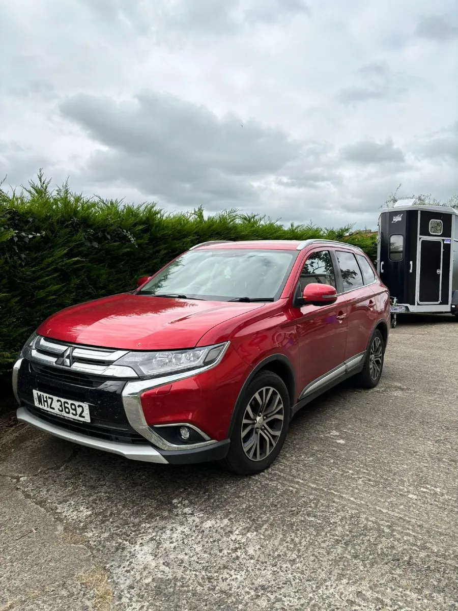 Mitsubishi Outlander 2018 - Image 1