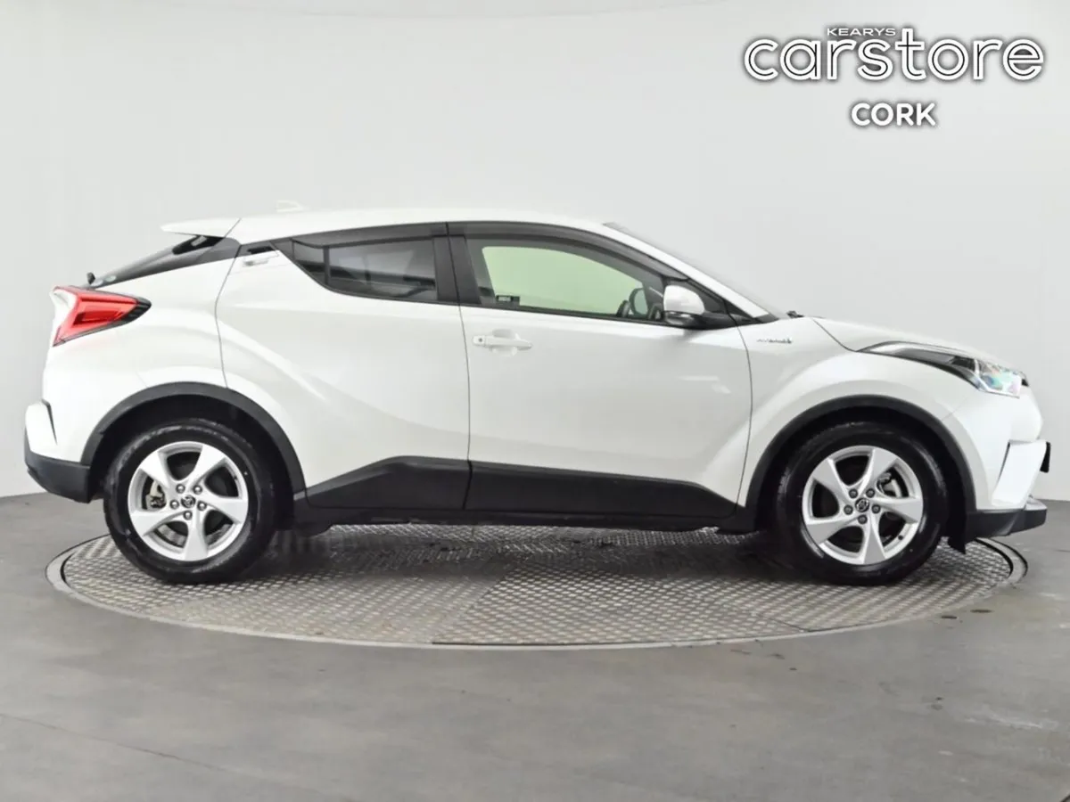 Toyota C-HR C-hr Hybrid Auto - Image 3