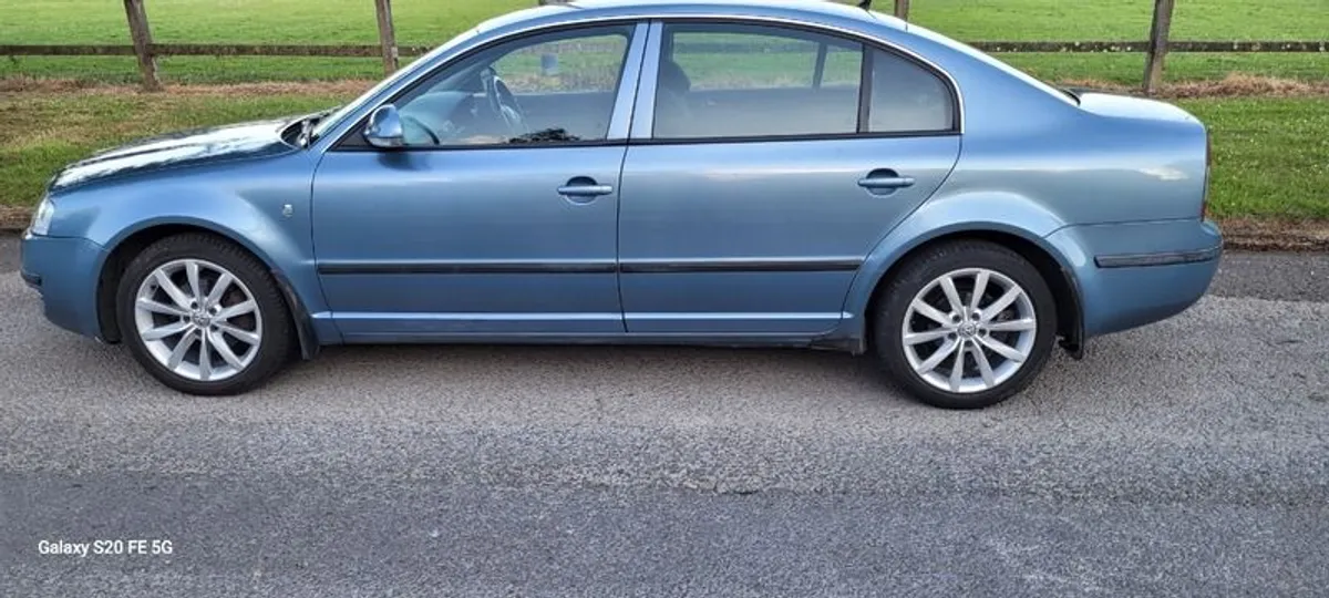 2008 Skoda Superb - Image 2