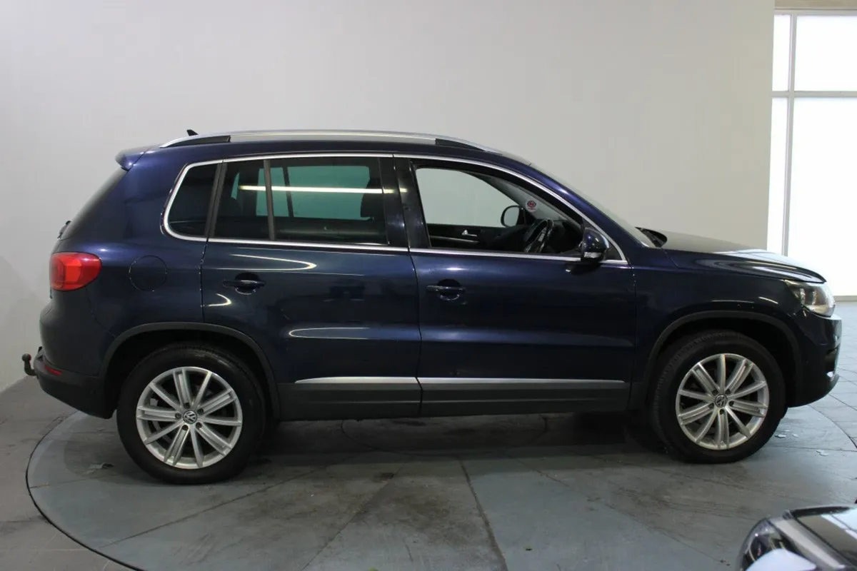 Volkswagen Tiguan 2.0 TDI Match 4 Motion - Image 4