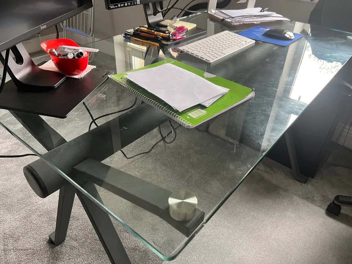 X2 glass desks - Image 3