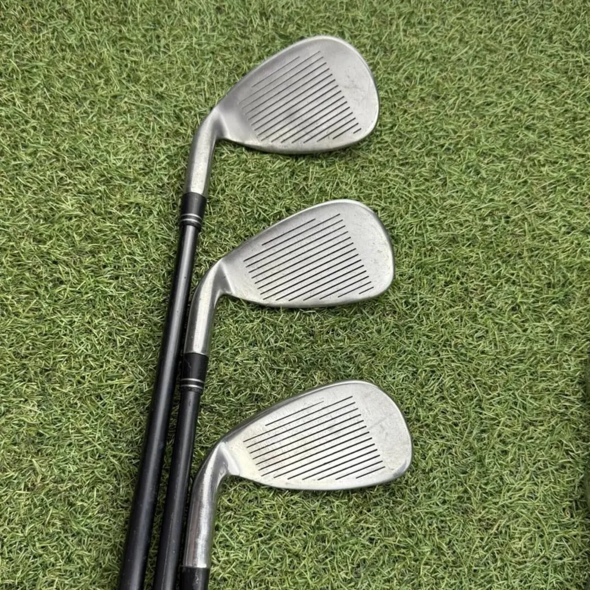 TAYLORMADE R7 XD IRONS / 5-PW-SW / REAX 65 STIFF - Image 4