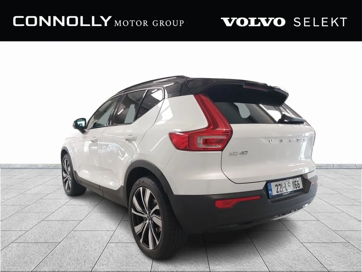 Volvo XC40 Phev T5 R-design Pro  415pm - Image 4