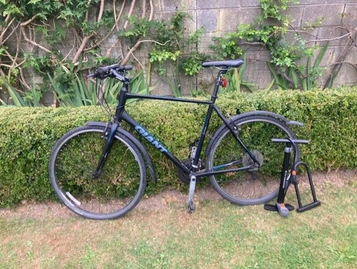 Giant Escape 3 XL - Image 1