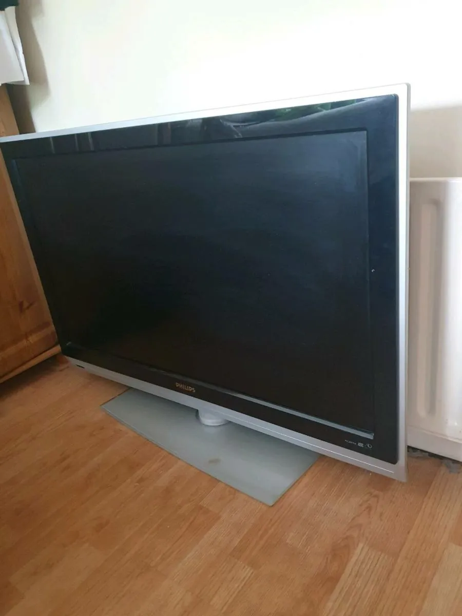 Philips 42 " LCD TV. - Image 2
