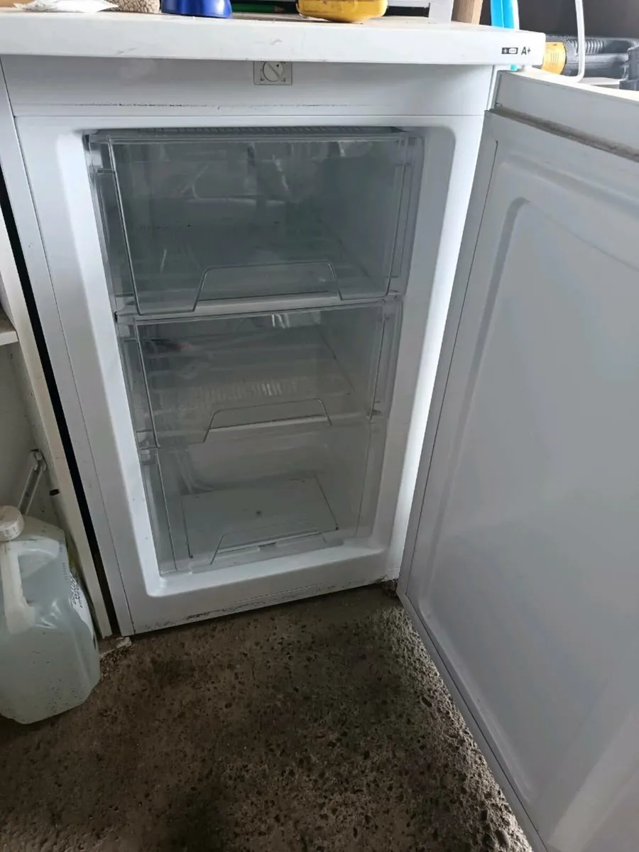 Freezer - Image 1