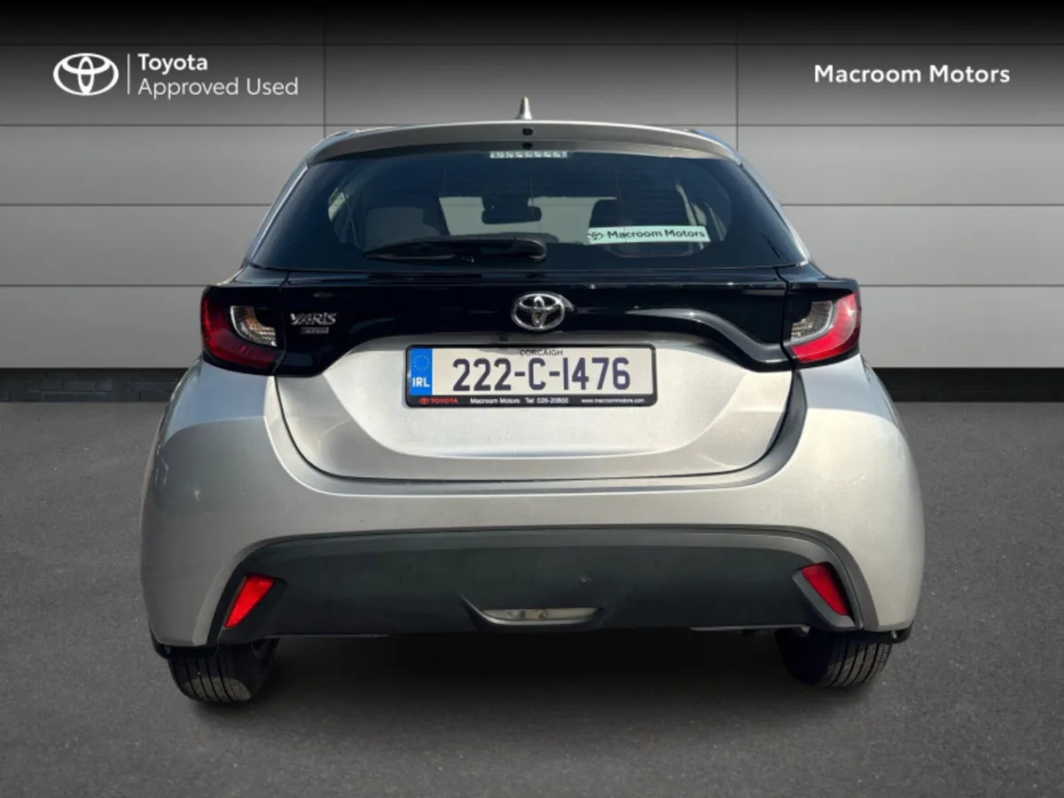 Toyota Yaris 1.0 LUNA 4DR - Image 4
