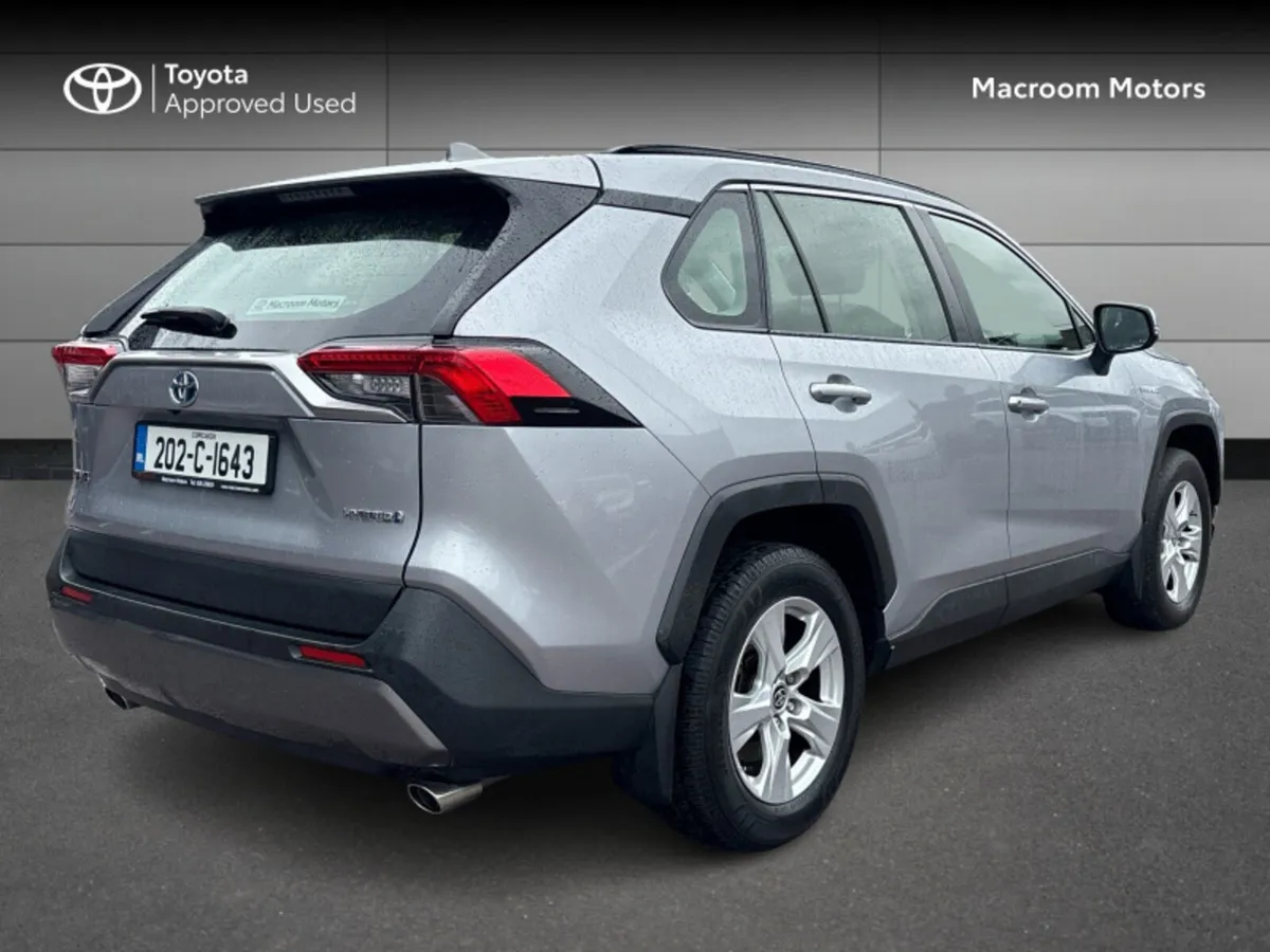 Toyota RAV4 RAV4 HYBRID LUNA 2WD 4DR AUTO - Image 2